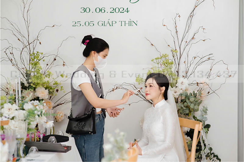 Cô Dâu Vân Thi Cùng Gia Tiên Nhà Chi Chi Wedding